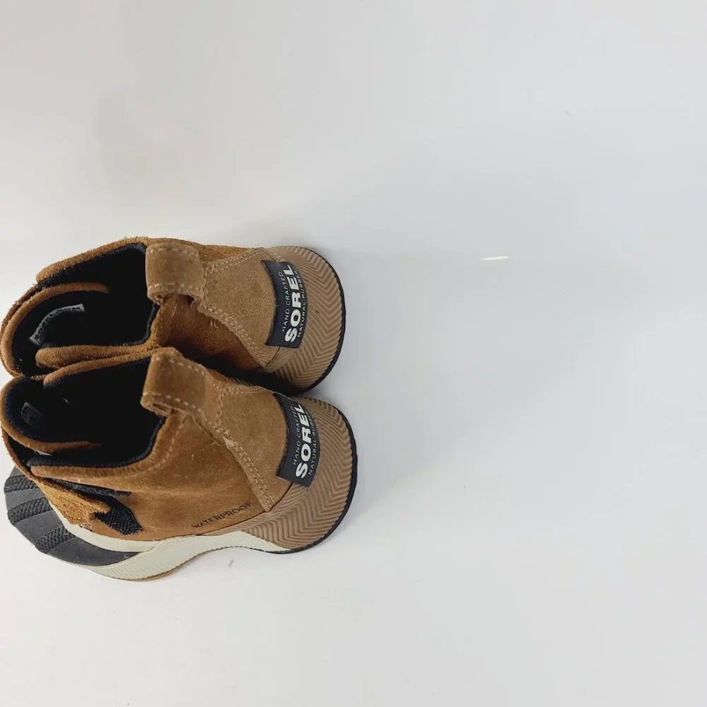 Sorel Boy's Black Tan Out N About Classic Leather Ankle Rain Duck Boots Sz 8